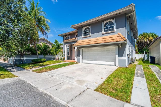 15251 NW 89th Ave, Miami Lakes, FL 33018