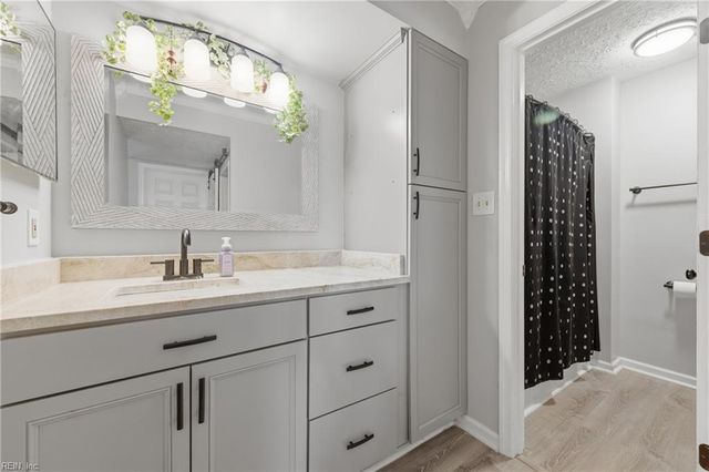 130 Wells CT, Hampton, VA 23666