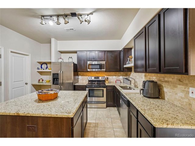 3611 S Perth Cir 102, Aurora, CO 80013