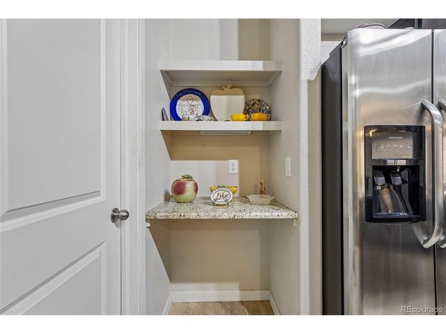 3611 S Perth Cir 102, Aurora, CO 80013