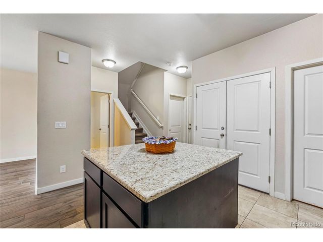 3611 S Perth Cir 102, Aurora, CO 80013