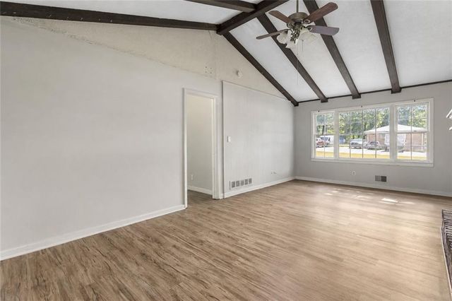 5525 Oak Grove Drive, Acworth, GA 30102