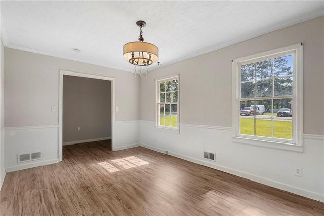 5525 Oak Grove Drive, Acworth, GA 30102