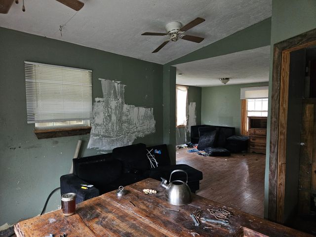 206 Friendly Ln, Deridder, LA 70634