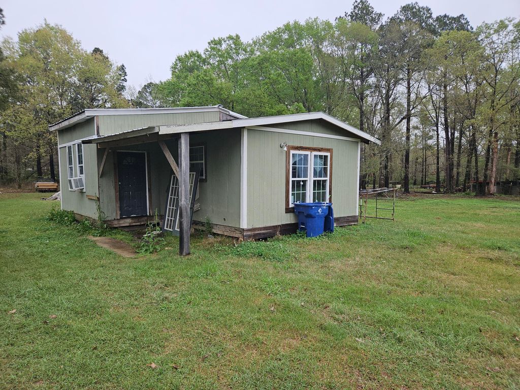 206 Friendly Ln, Deridder, LA 70634