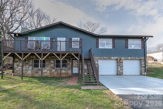 208 Altamahaw Avenue, Black Mountain, NC 28711