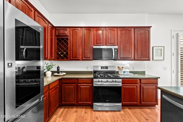 16979 S Mesa Shadows Drive, Vail, AZ 85641