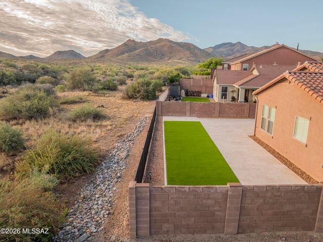 16979 S Mesa Shadows Drive, Vail, AZ 85641