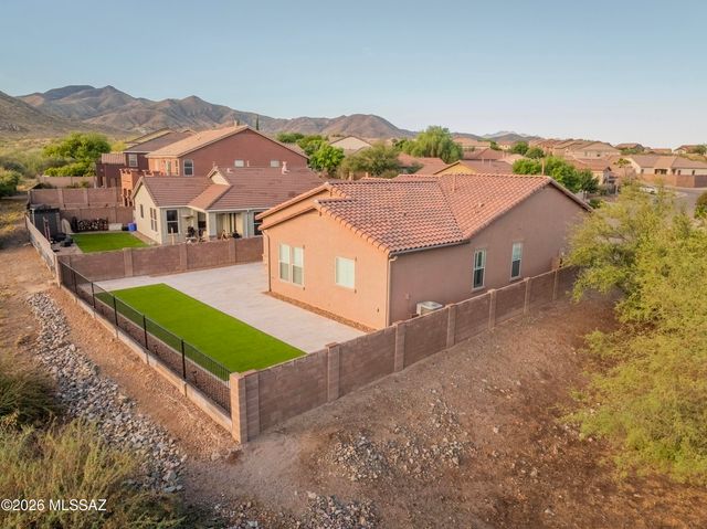 16979 S Mesa Shadows Drive, Vail, AZ 85641
