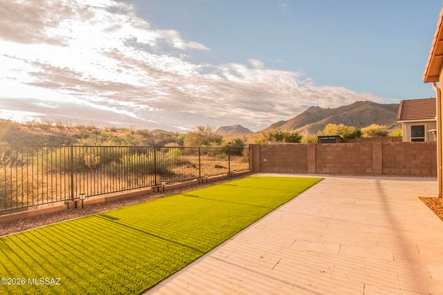 16979 S Mesa Shadows Drive, Vail, AZ 85641
