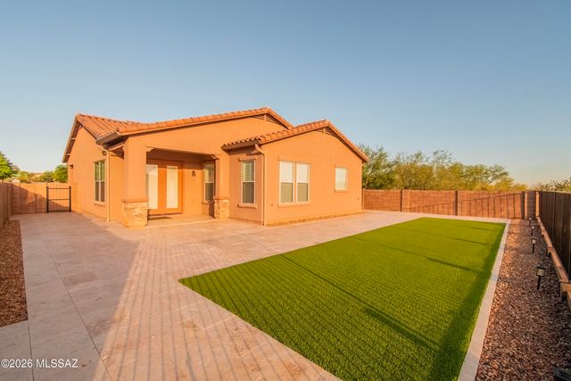 16979 S Mesa Shadows Drive, Vail, AZ 85641