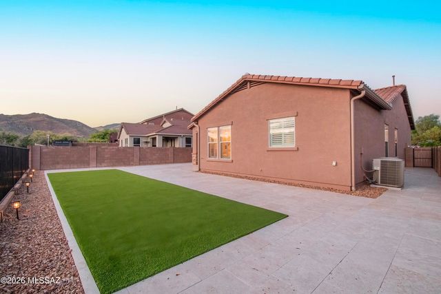 16979 S Mesa Shadows Drive, Vail, AZ 85641