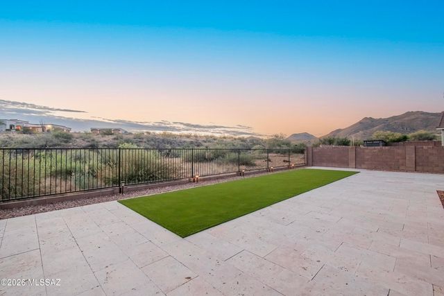 16979 S Mesa Shadows Drive, Vail, AZ 85641