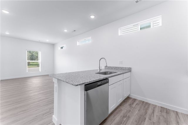 891 States Avenue, Bentonville, AR 72713