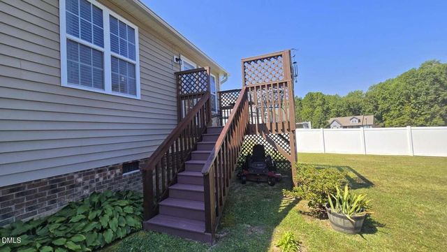 105 Belle Meade Court, Benson, NC 27504