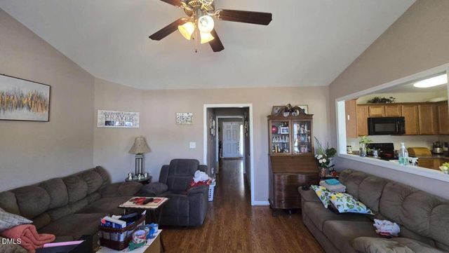 105 Belle Meade Court, Benson, NC 27504