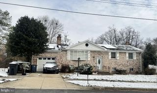 2102 TRAFALGAR DR, Fort Washington, MD 20744