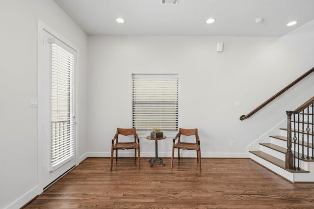 1022 Green Kensington Drive, Houston, TX 77008
