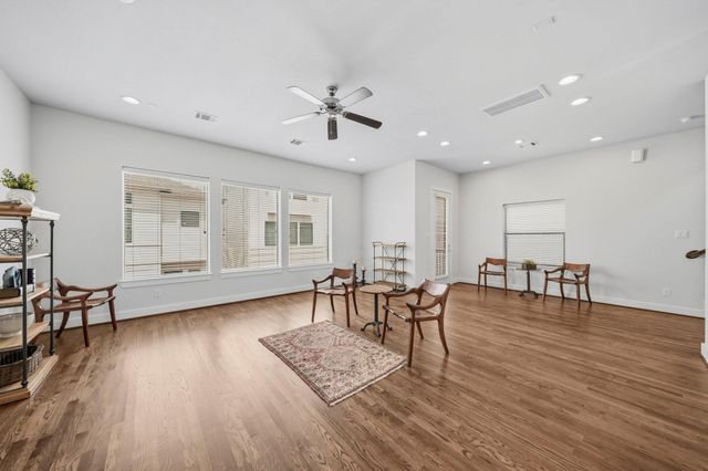 1022 Green Kensington Drive, Houston, TX 77008