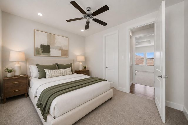 1022 Green Kensington Drive, Houston, TX 77008