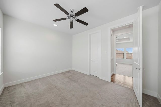 1022 Green Kensington Drive, Houston, TX 77008