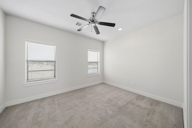 1022 Green Kensington Drive, Houston, TX 77008