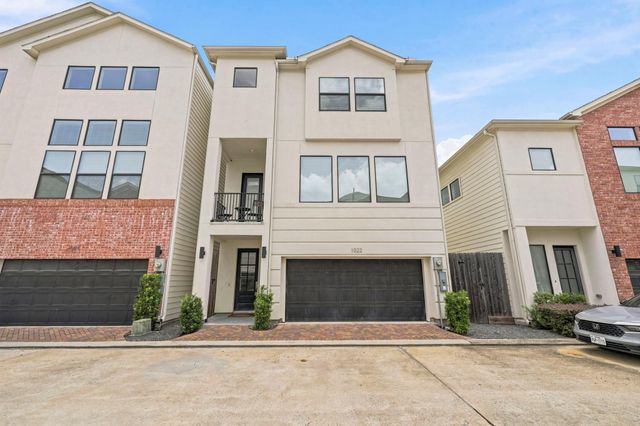 1022 Green Kensington Drive, Houston, TX 77008