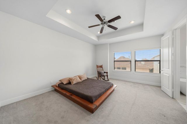 1022 Green Kensington Drive, Houston, TX 77008