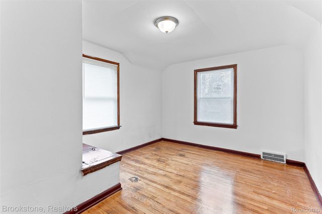 11644 Sussex Street, Detroit, MI 48227