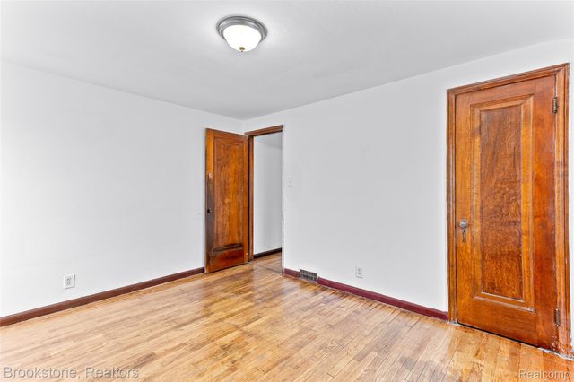 11644 Sussex Street, Detroit, MI 48227