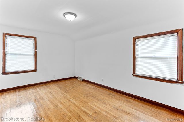 11644 Sussex Street, Detroit, MI 48227