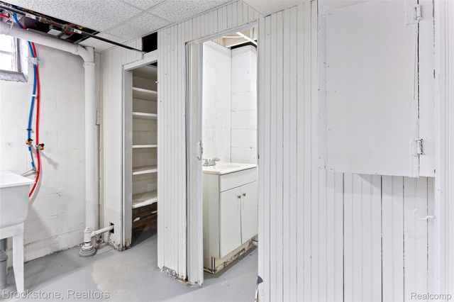 11644 Sussex Street, Detroit, MI 48227