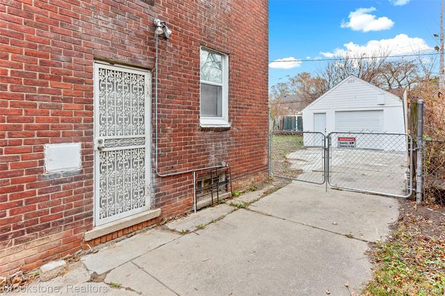 11644 Sussex Street, Detroit, MI 48227