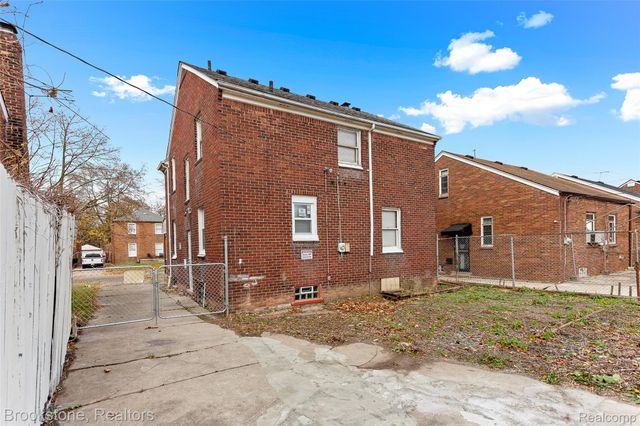 11644 Sussex Street, Detroit, MI 48227