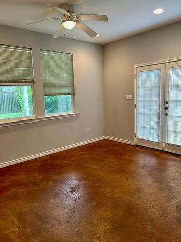 5513 William Holland Ave B, Austin, TX 78756