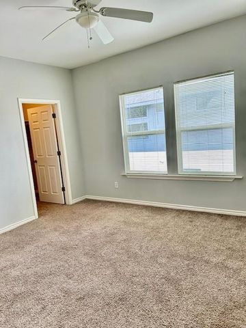 5513 William Holland Ave B, Austin, TX 78756