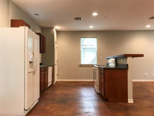 5513 William Holland Ave B, Austin, TX 78756