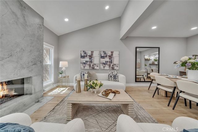 10 Lassen, Irvine, CA 92612