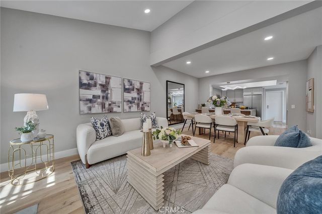 10 Lassen, Irvine, CA 92612