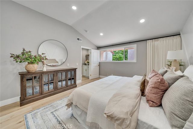 10 Lassen, Irvine, CA 92612