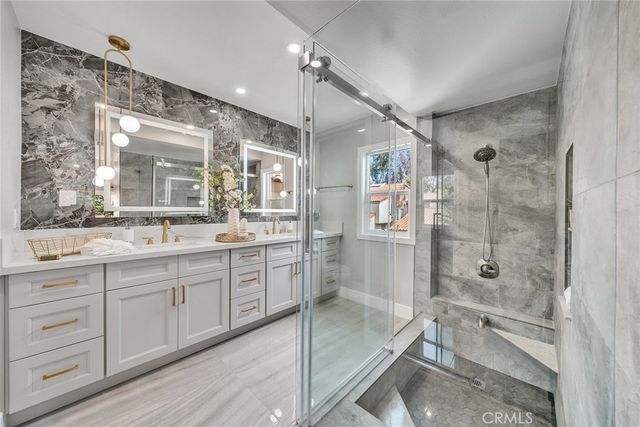 10 Lassen, Irvine, CA 92612