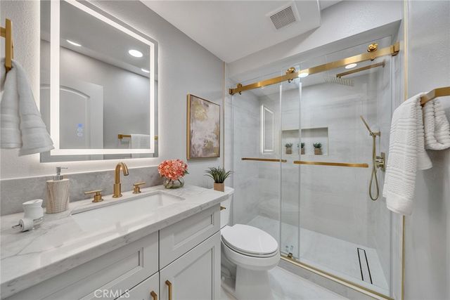 10 Lassen, Irvine, CA 92612