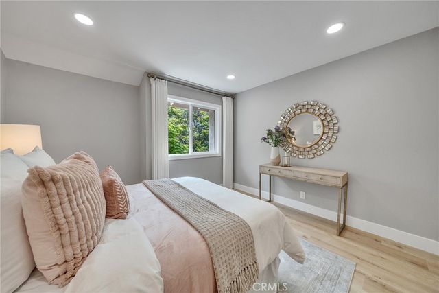 10 Lassen, Irvine, CA 92612