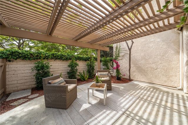 10 Lassen, Irvine, CA 92612