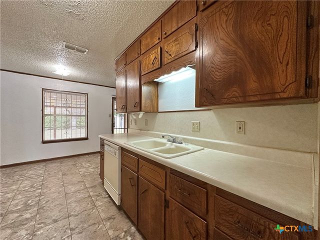 1904 Hill Street, Killeen, TX 76543