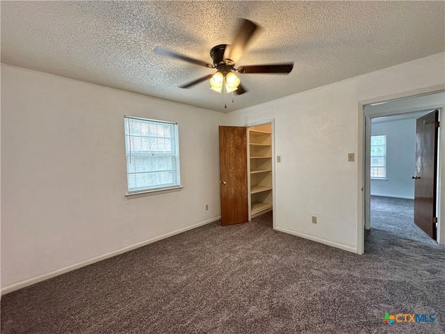 1904 Hill Street, Killeen, TX 76543