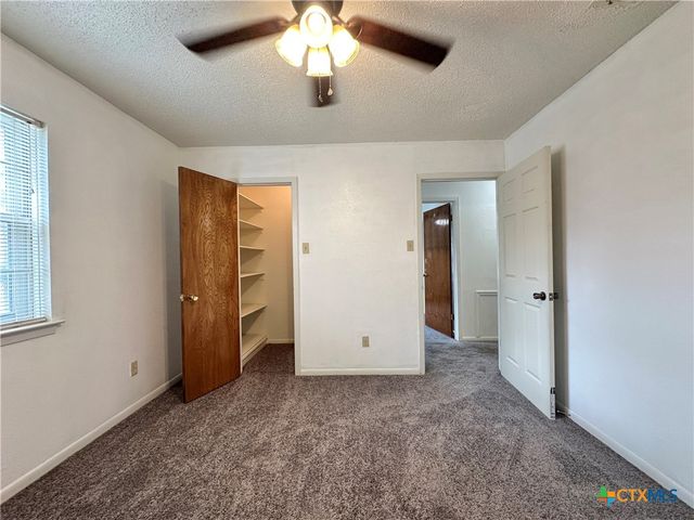 1904 Hill Street, Killeen, TX 76543