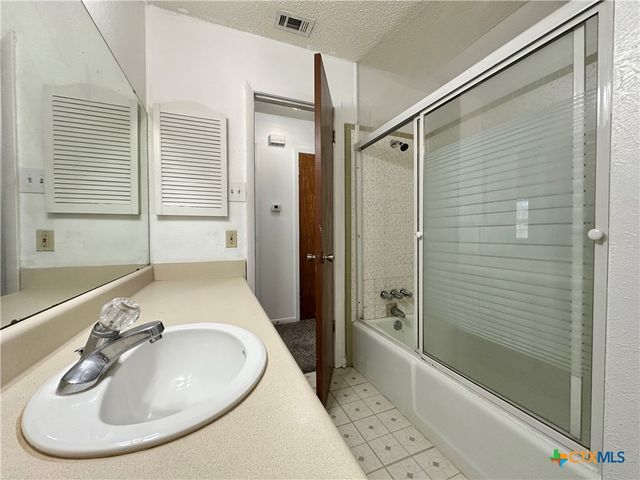 1904 Hill Street, Killeen, TX 76543