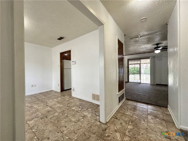 1904 Hill Street, Killeen, TX 76543