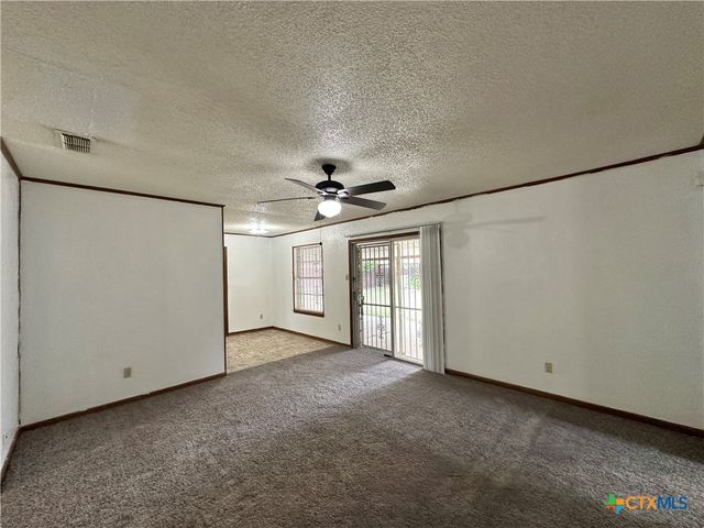 1904 Hill Street, Killeen, TX 76543